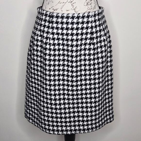 J G Hook Wool Blend Black and White Knee Length Houndstooth Skirt Size 8P - Picture 1 of 11